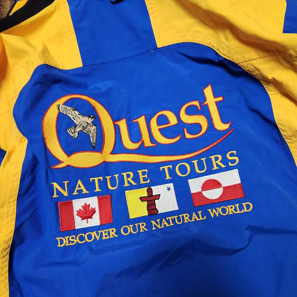 Que Vibrant Blue and Yellow Ski Jacket - Picture 4 of 14